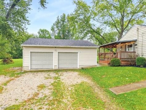 3882 State Route 43 Kent OH 44240