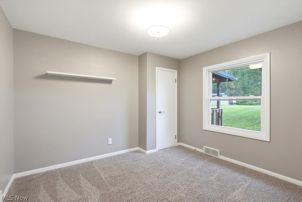 3882 State Route 43 Kent OH 44240