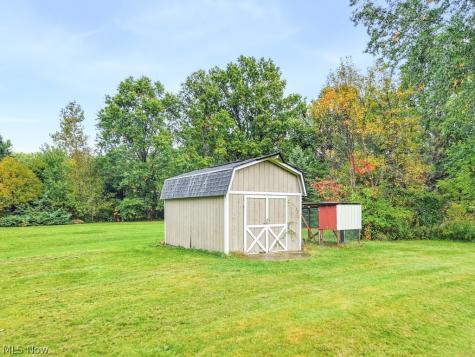 3882 State Route 43 Kent OH 44240