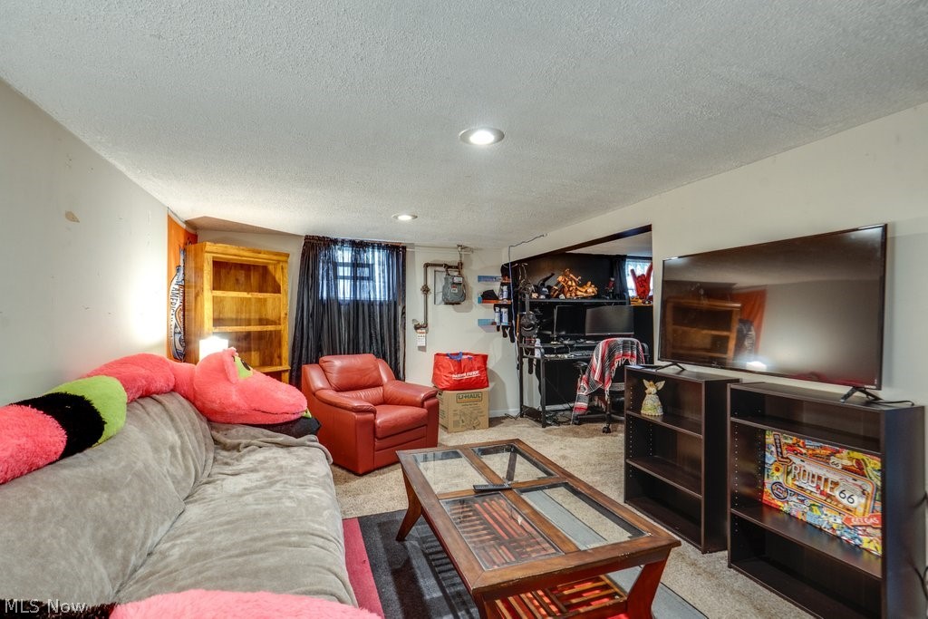 435 Selden Avenue Akron OH 44301