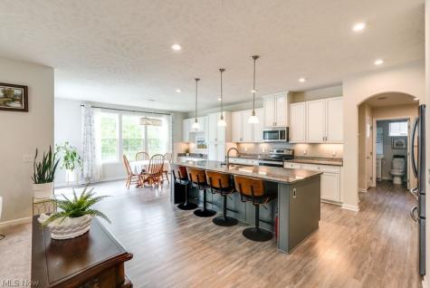 9058 Winfield Lane North Ridgeville OH 44039