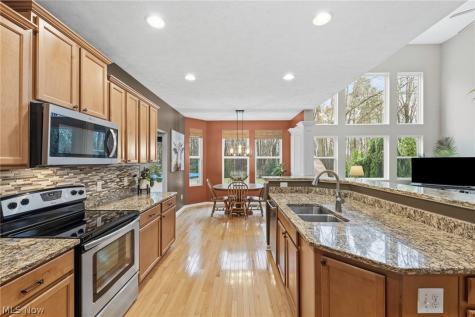 34453 Braemore Drive North Ridgeville OH 44039