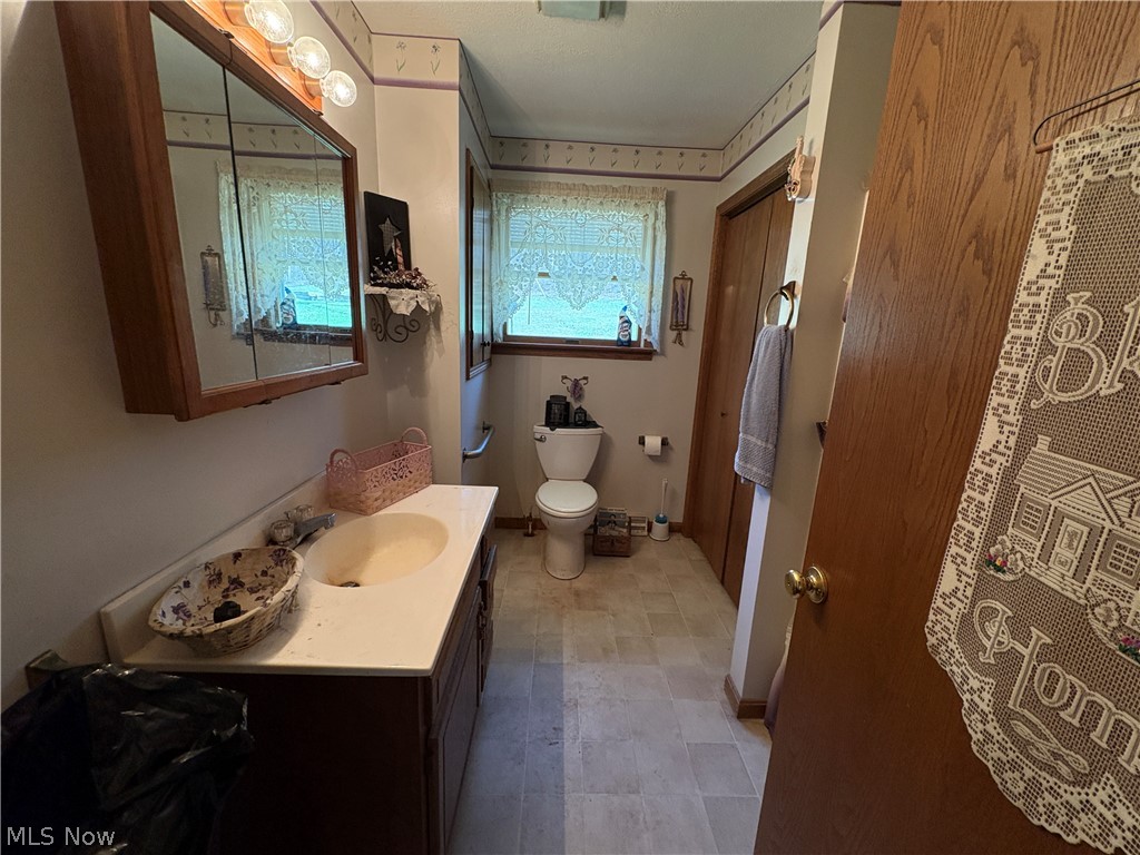 48175 Alt-miller Hill Beallsville OH 43716