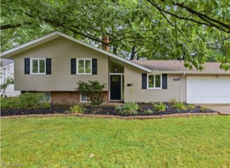 321 Royal Oak Boulevard Richmond Heights OH 44143