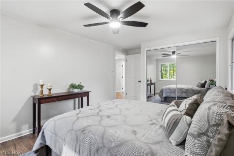 321 Royal Oak Boulevard Richmond Heights OH 44143