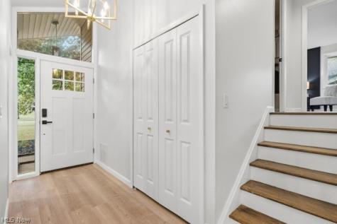 321 Royal Oak Boulevard Richmond Heights OH 44143