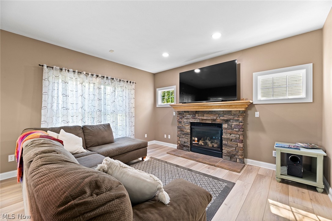 3407 Chadwick Drive Uniontown OH 44685