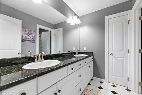 3407 Chadwick Drive Uniontown OH 44685