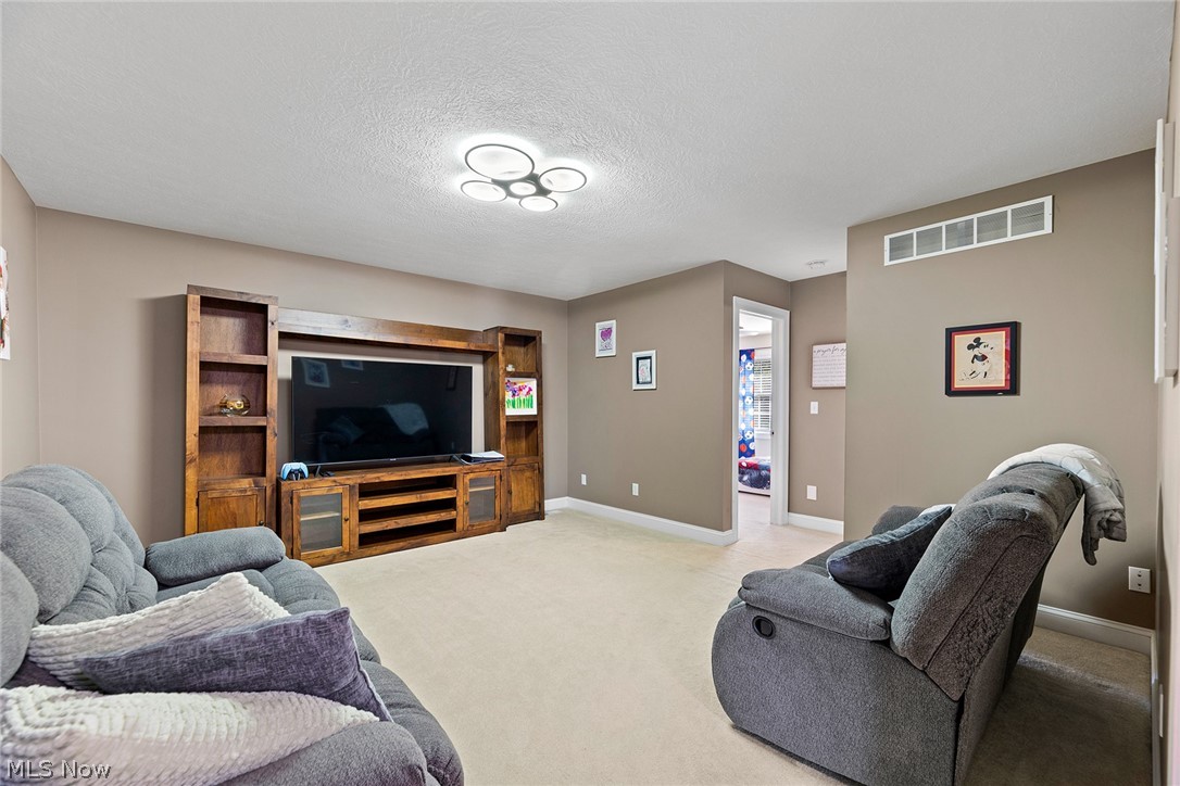 3407 Chadwick Drive Uniontown OH 44685
