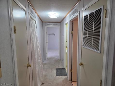 8 Maple Drive Olmsted Twp OH 44138