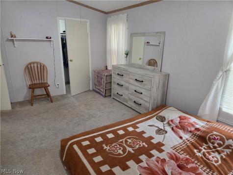 8 Maple Drive Olmsted Twp OH 44138