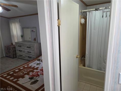 8 Maple Drive Olmsted Twp OH 44138