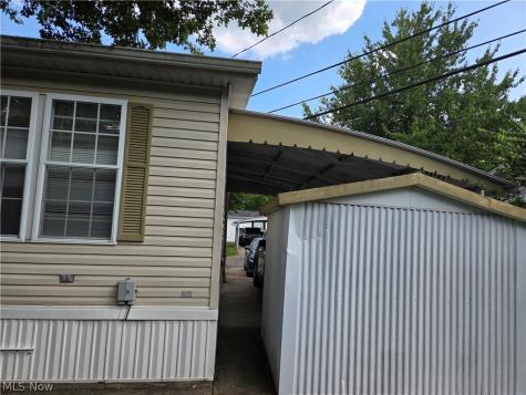 8 Maple Drive Olmsted Twp OH 44138