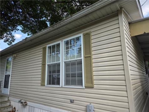 8 Maple Drive Olmsted Twp OH 44138