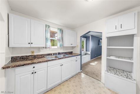 168 Killian Road Coventry OH 44319