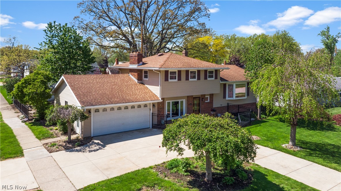 178 Beachwood Avenue Avon Lake OH 44012