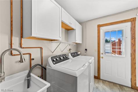 178 Beachwood Avenue Avon Lake OH 44012