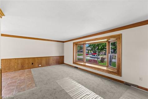 178 Beachwood Avenue Avon Lake OH 44012