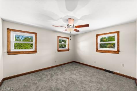 178 Beachwood Avenue Avon Lake OH 44012
