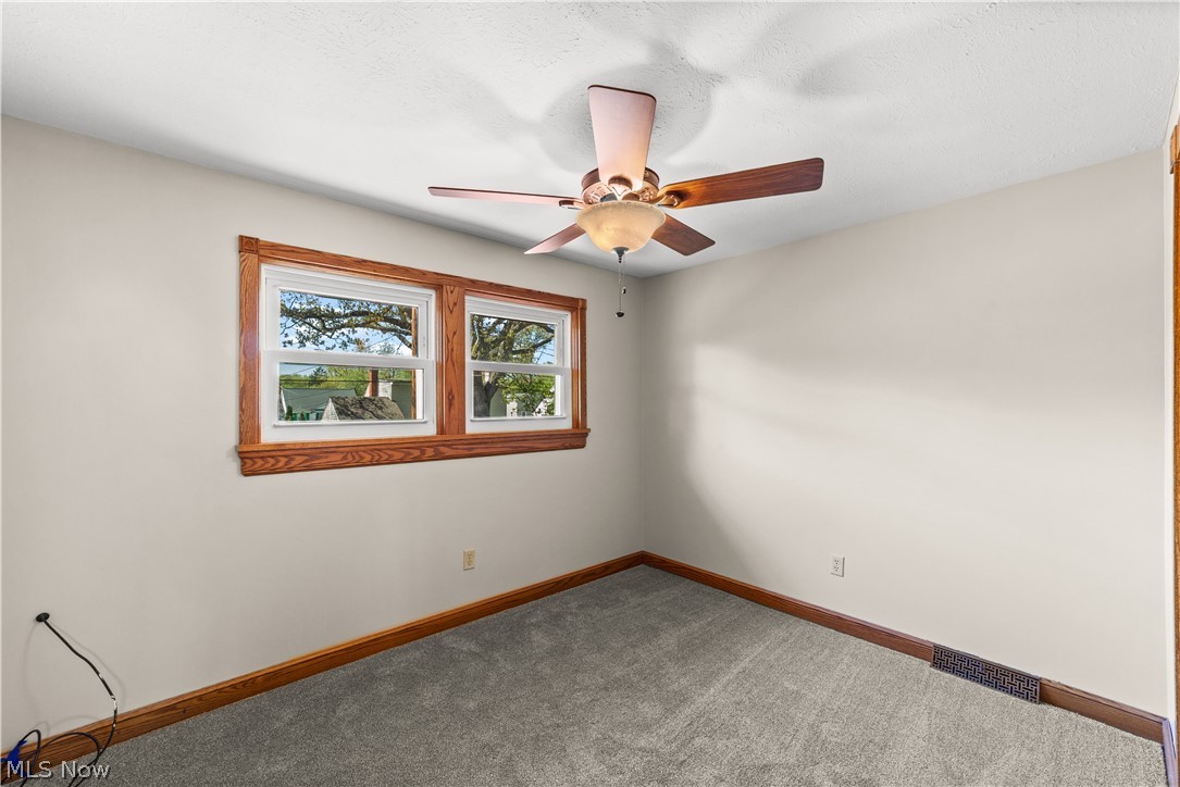 178 Beachwood Avenue Avon Lake OH 44012