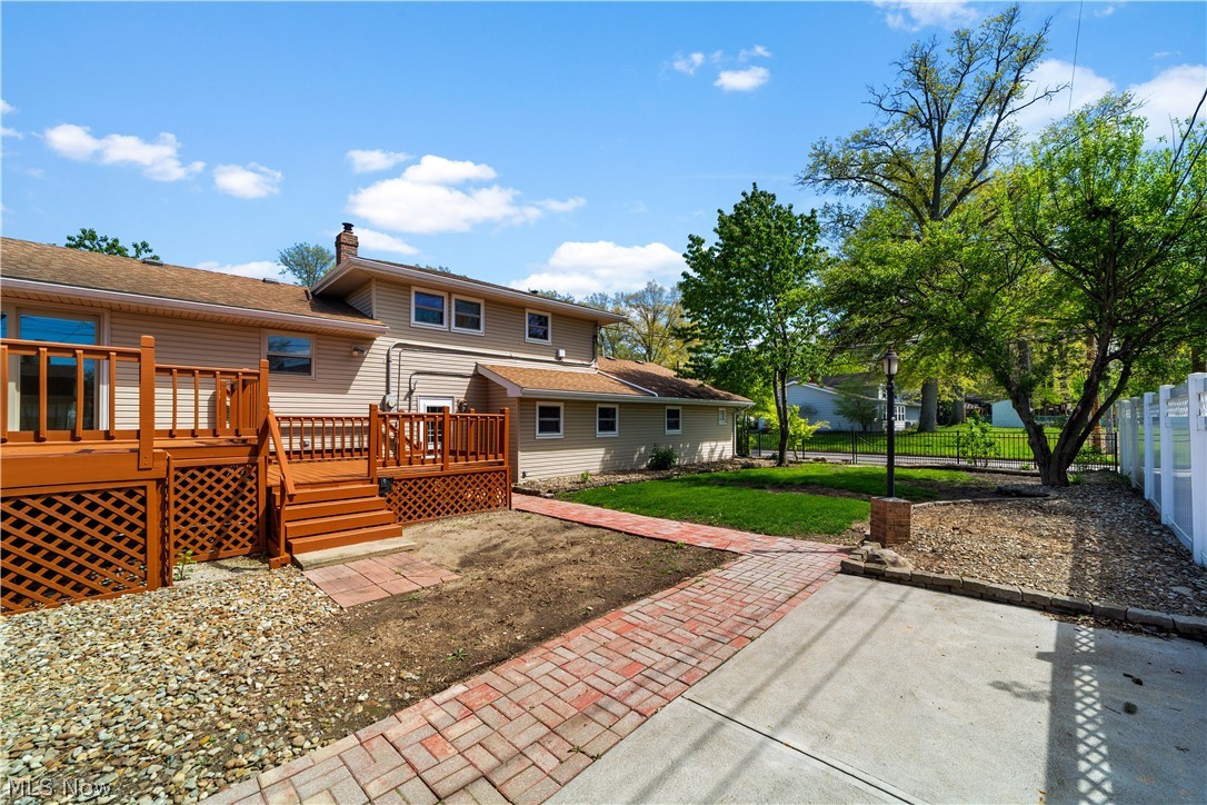 178 Beachwood Avenue Avon Lake OH 44012