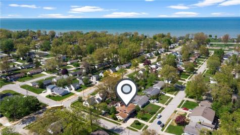 178 Beachwood Avenue Avon Lake OH 44012
