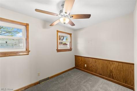 178 Beachwood Avenue Avon Lake OH 44012