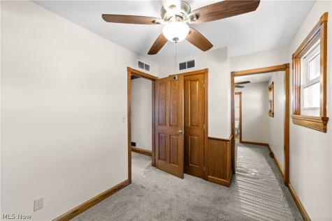 178 Beachwood Avenue Avon Lake OH 44012