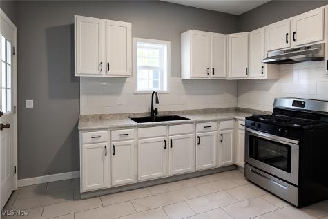 935 W 22nd Street Lorain OH 44052