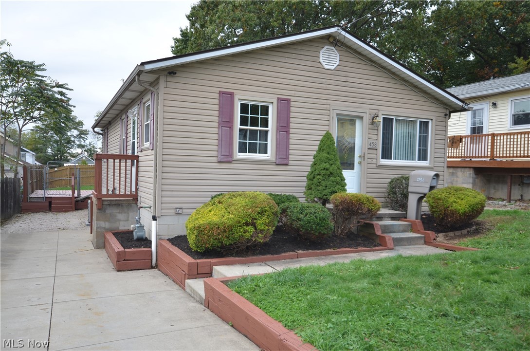 458 Sieber Avenue Akron OH 44312