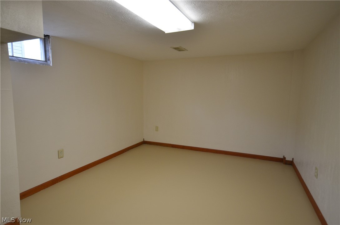 458 Sieber Avenue Akron OH 44312