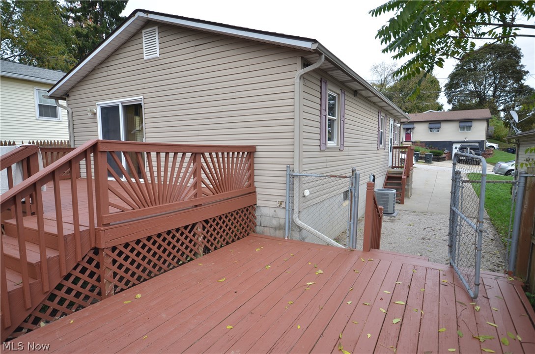 458 Sieber Avenue Akron OH 44312