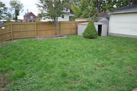 458 Sieber Avenue Akron OH 44312