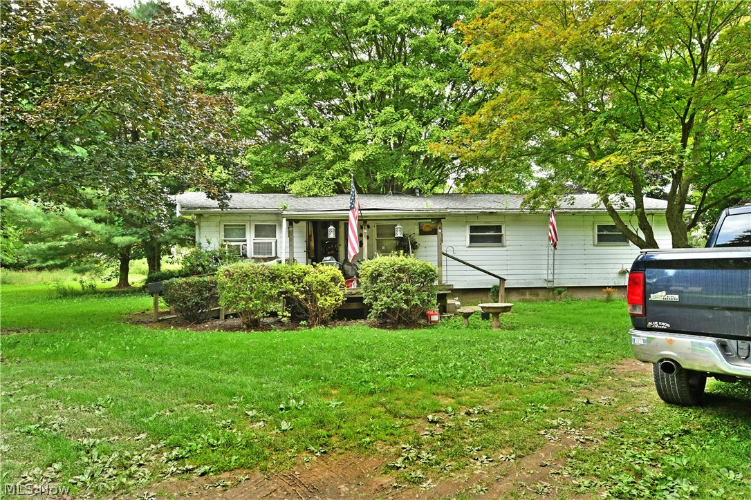919 Owsley Street Masury OH 44438