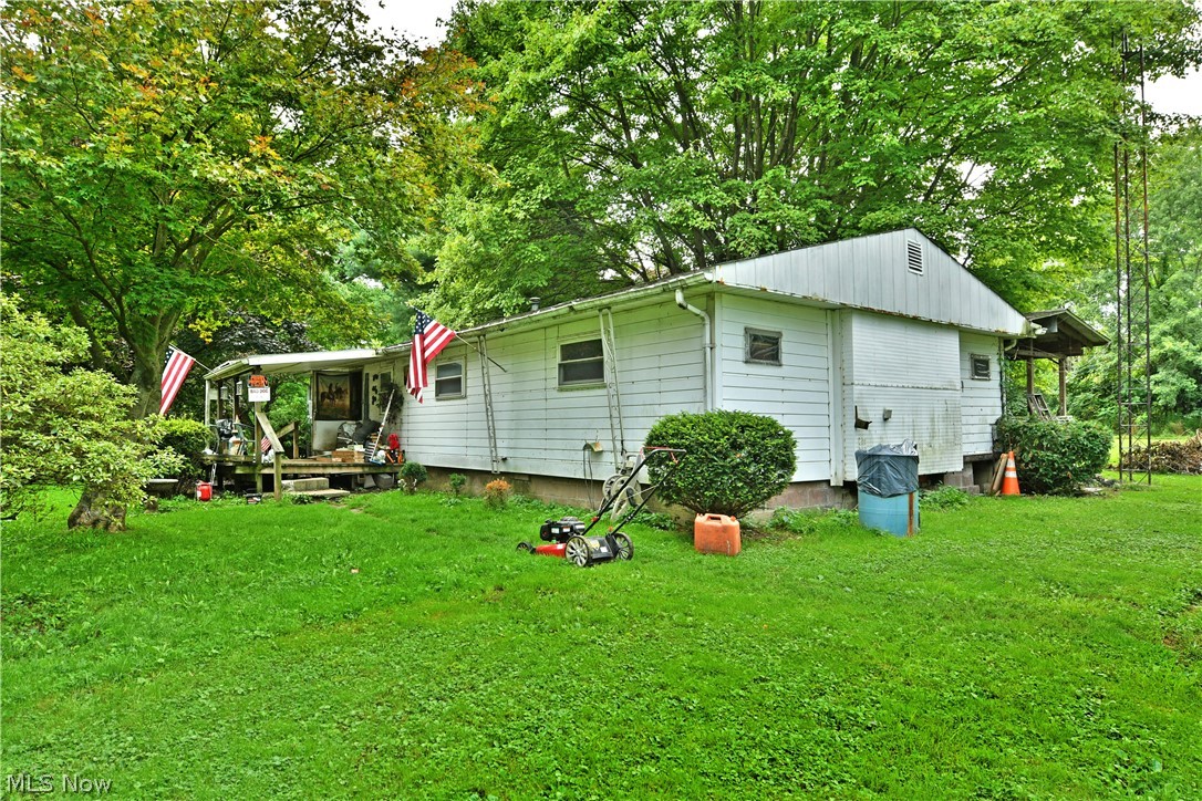 919 Owsley Street Masury OH 44438