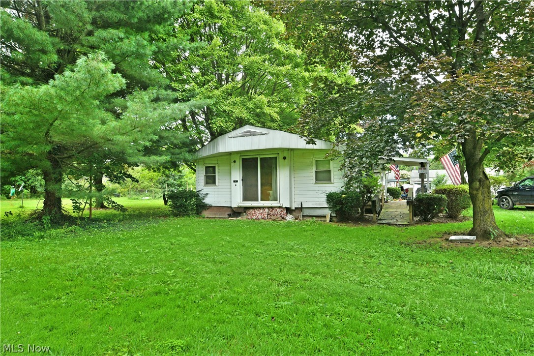 919 Owsley Street Masury OH 44438