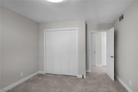 4654 Brookwood Drive Brooklyn OH 44144