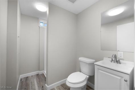 4654 Brookwood Drive Brooklyn OH 44144