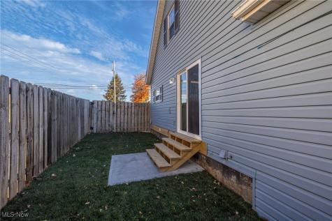 4654 Brookwood Drive Brooklyn OH 44144