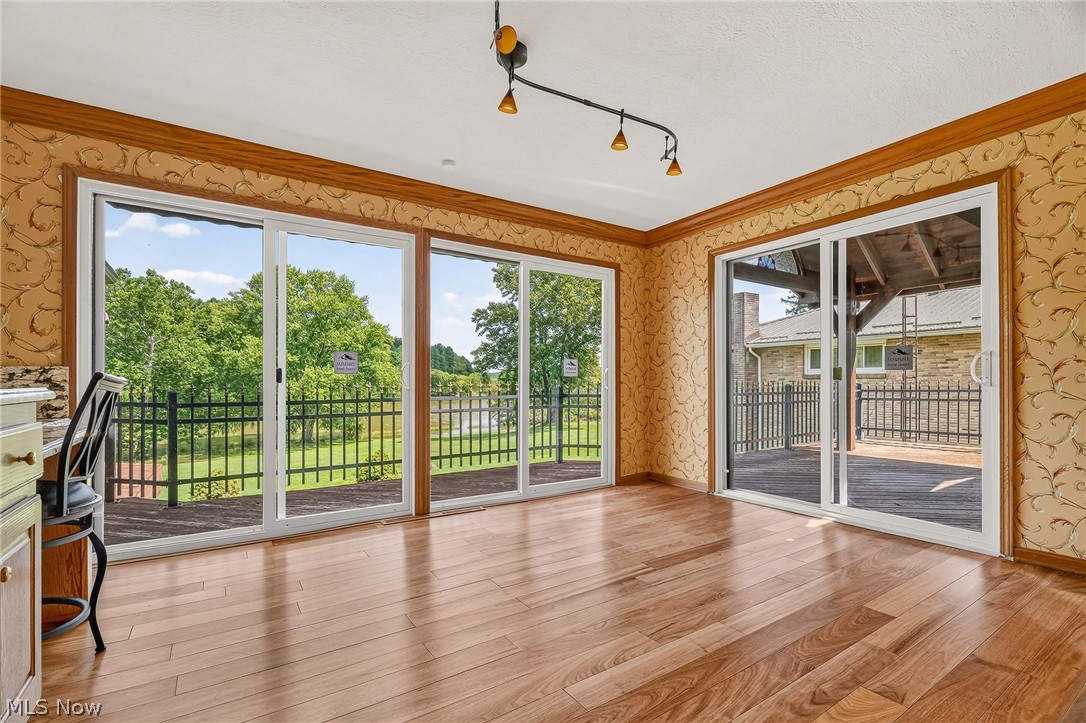 1436 Magnolia Road SW Dellroy OH 44620