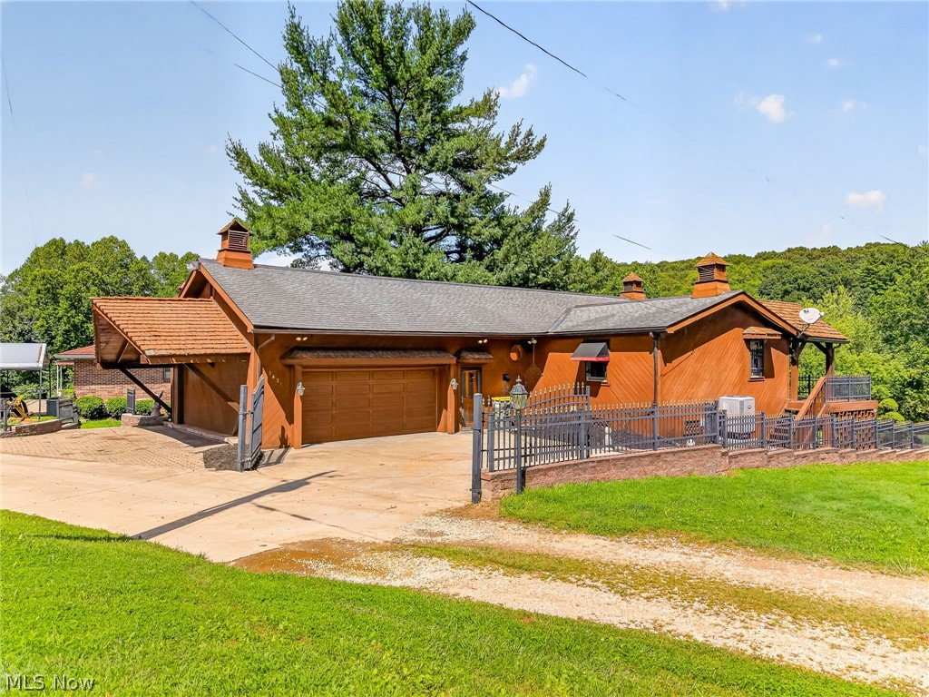 1436 Magnolia Road SW Dellroy OH 44620
