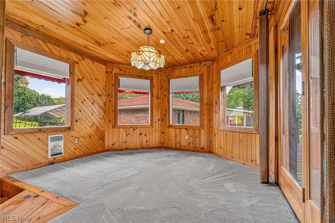 1436 Magnolia Road SW Dellroy OH 44620