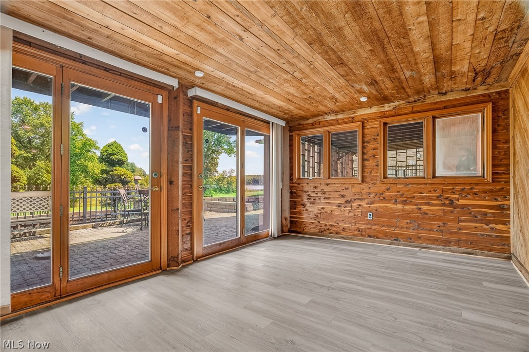1436 Magnolia Road SW Dellroy OH 44620
