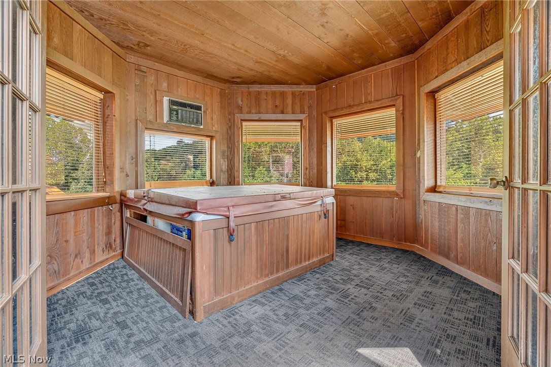 1436 Magnolia Road SW Dellroy OH 44620