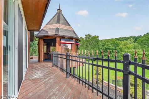 1436 Magnolia Road SW Dellroy OH 44620