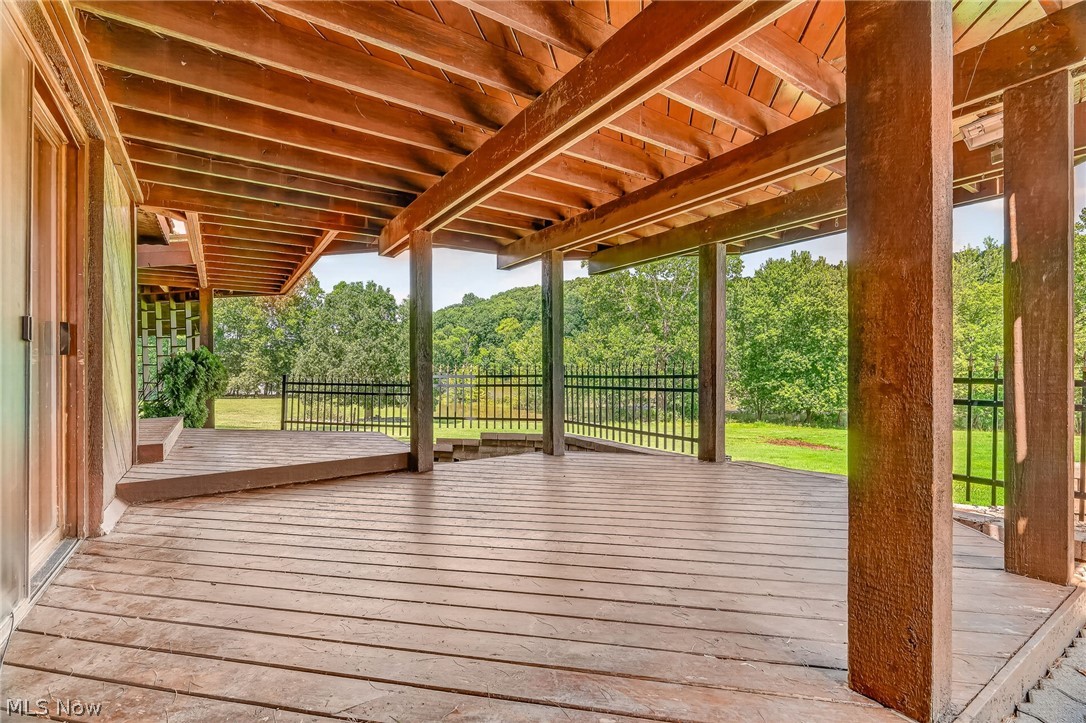 1436 Magnolia Road SW Dellroy OH 44620