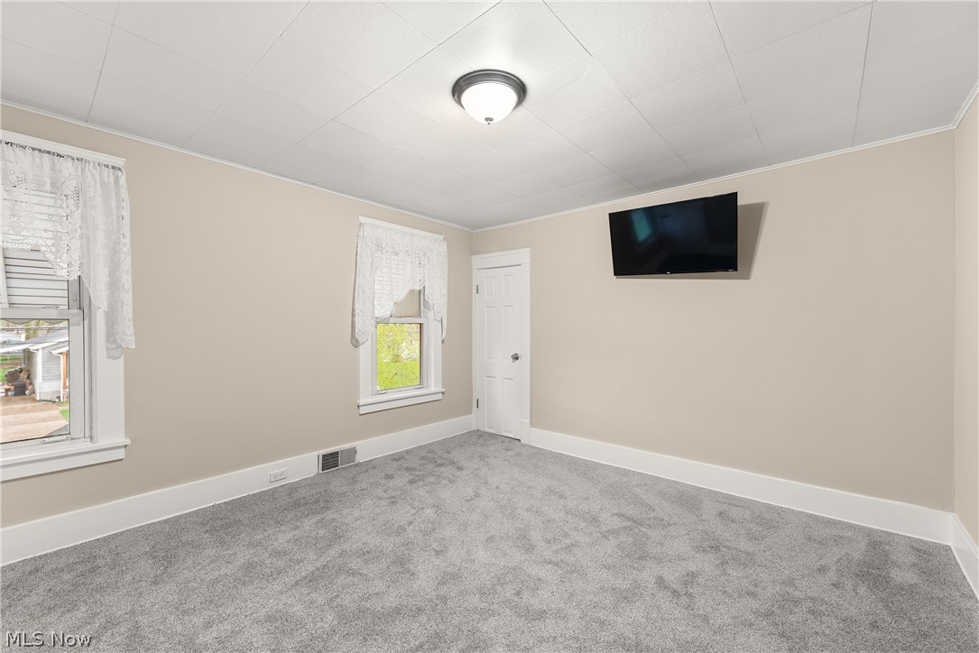 588 Jackson Street Amherst OH 44001