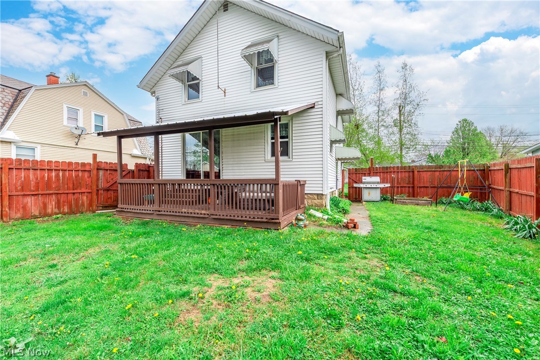 588 Jackson Street Amherst OH 44001