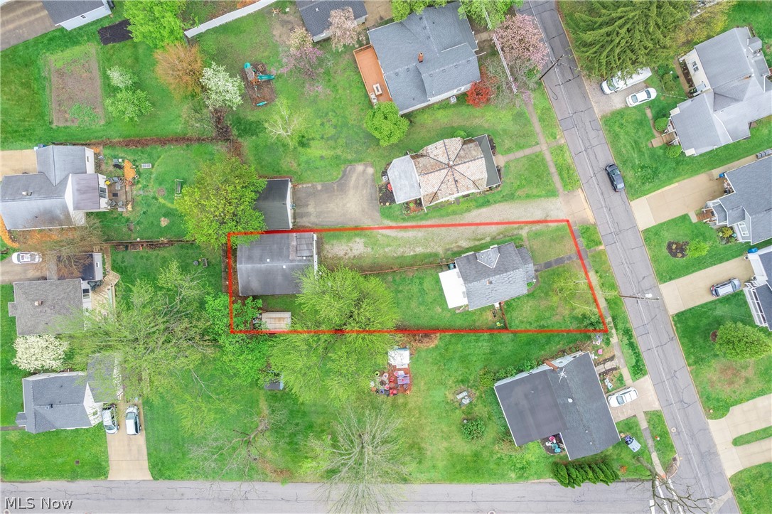 588 Jackson Street Amherst OH 44001