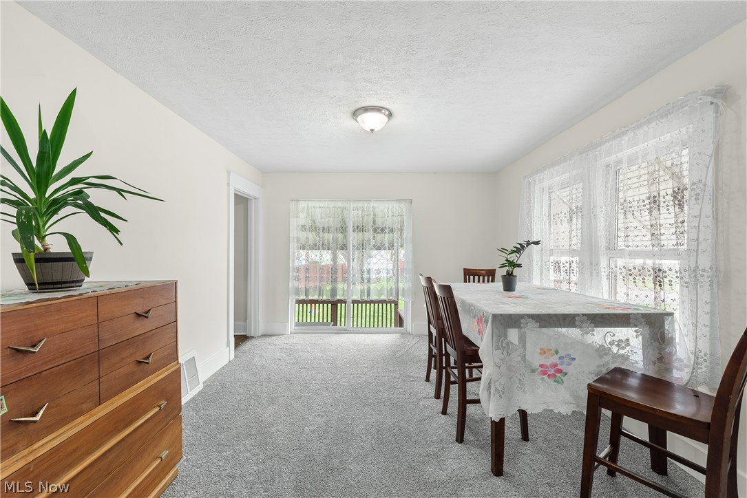 588 Jackson Street Amherst OH 44001